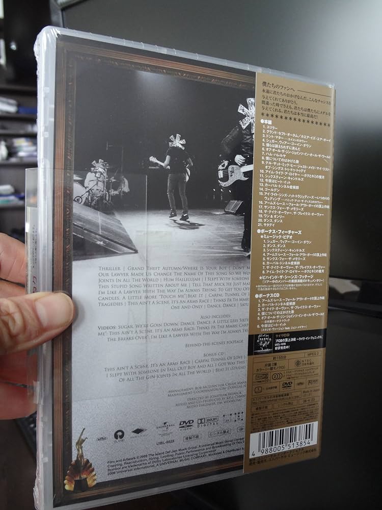 (未使用･未開封品)FOBの頂上決戦!~ライヴ・イン・フェニックス(完全初回生産限定) [DVD] Amazon.co.jp: FOBの頂上決戦!~ライヴ・イン・フェニックス(完全